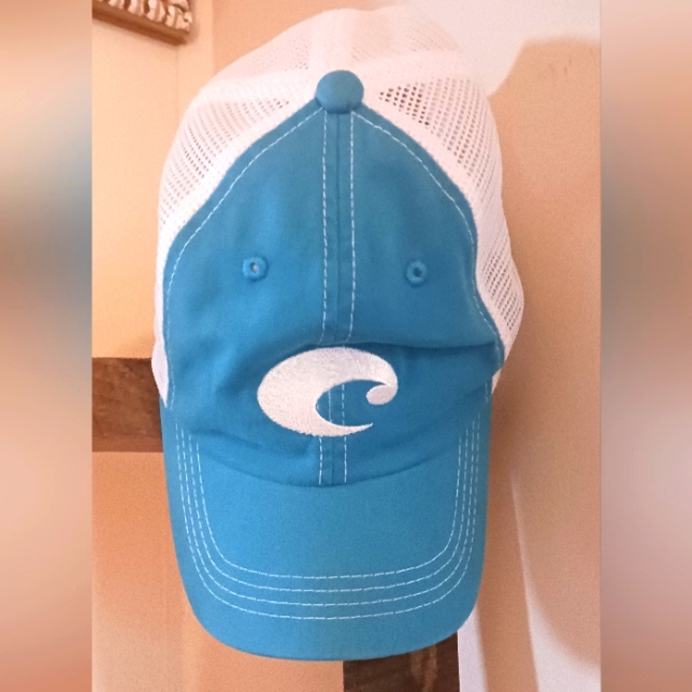 Costa hat